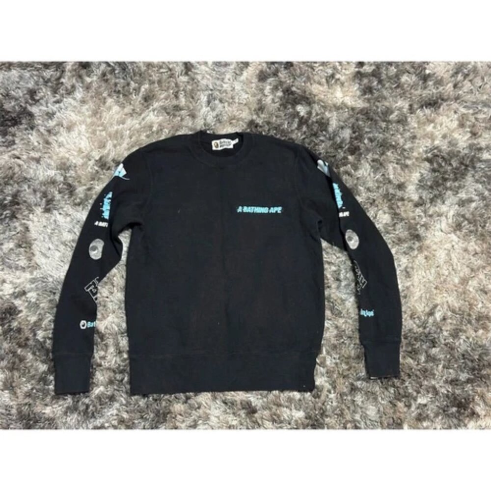 A Bathing Ape Men's Crewneck Sweatshirt Black Graphic Print Size M‎